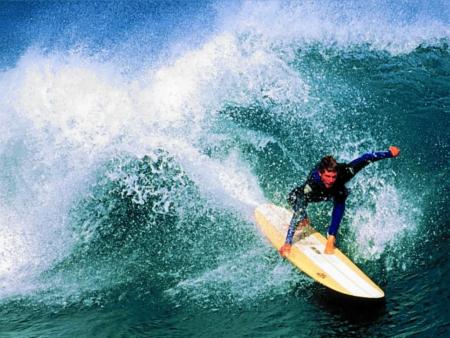 bon plage j'aime bien surfé dans ce plage